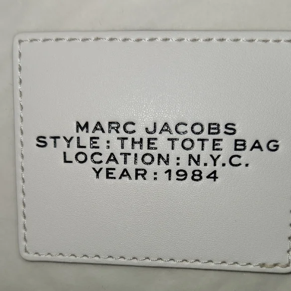 Marc Jacobs Cream 'The Pouch' Clutch - Picture 8 of 9